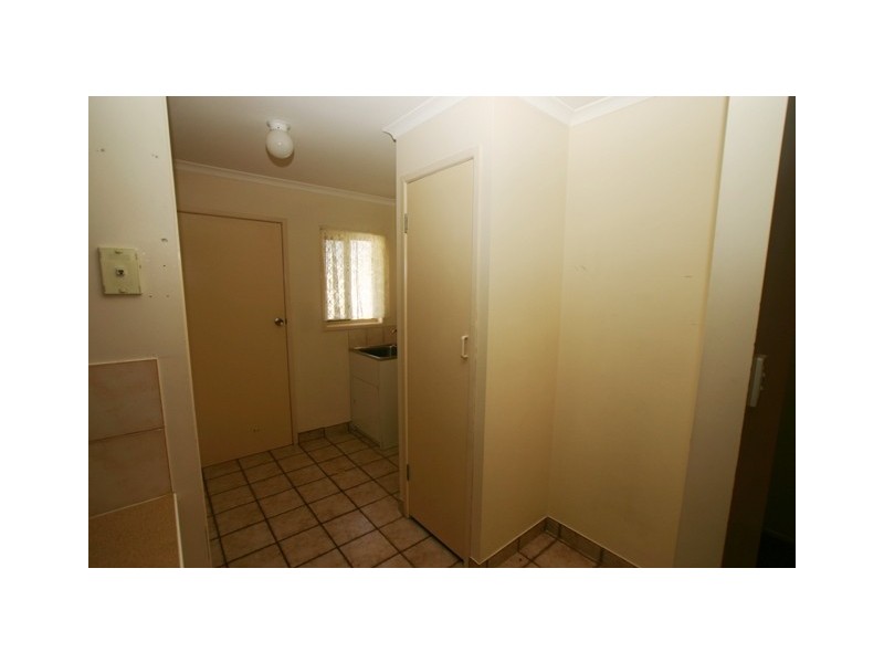 2/27 Burnett Street, Bundaberg South QLD 4670