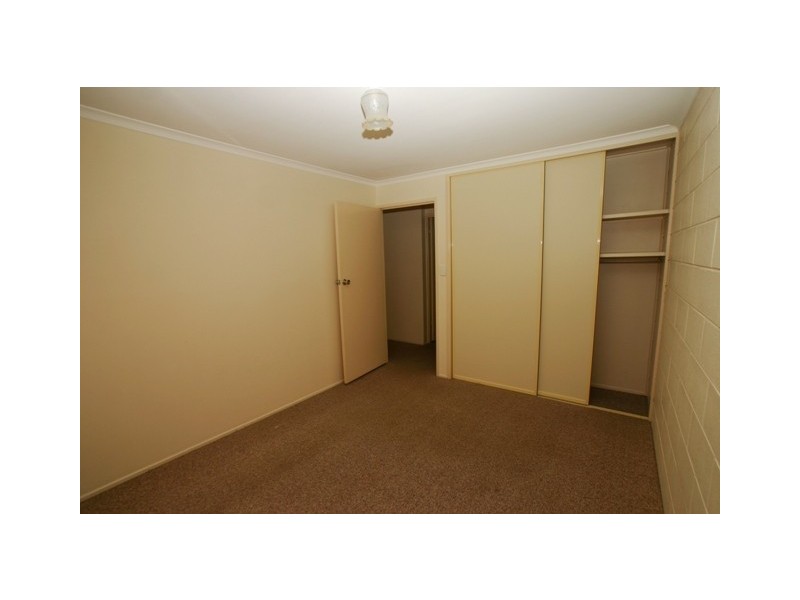 2/27 Burnett Street, Bundaberg South QLD 4670
