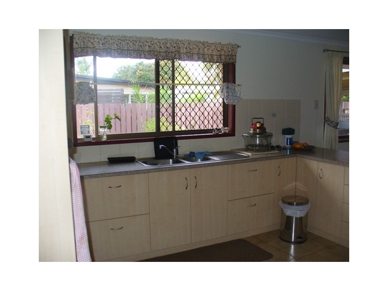 24 Gibson Street, Avenell Heights QLD 4670