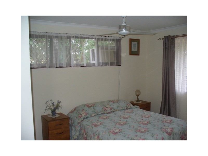 24 Gibson Street, Avenell Heights QLD 4670