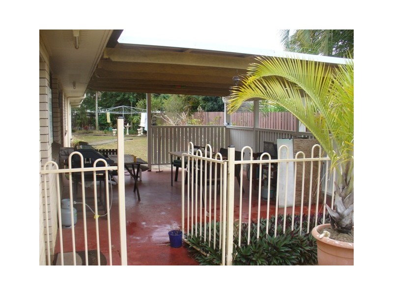 24 Gibson Street, Avenell Heights QLD 4670