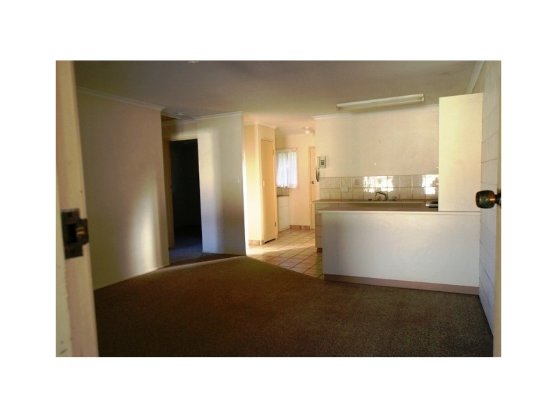 3/27 Burnett Street, Bundaberg South QLD 4670