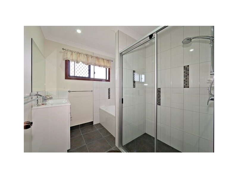 200 Mittelheusers Road, Burnett Heads QLD 4670