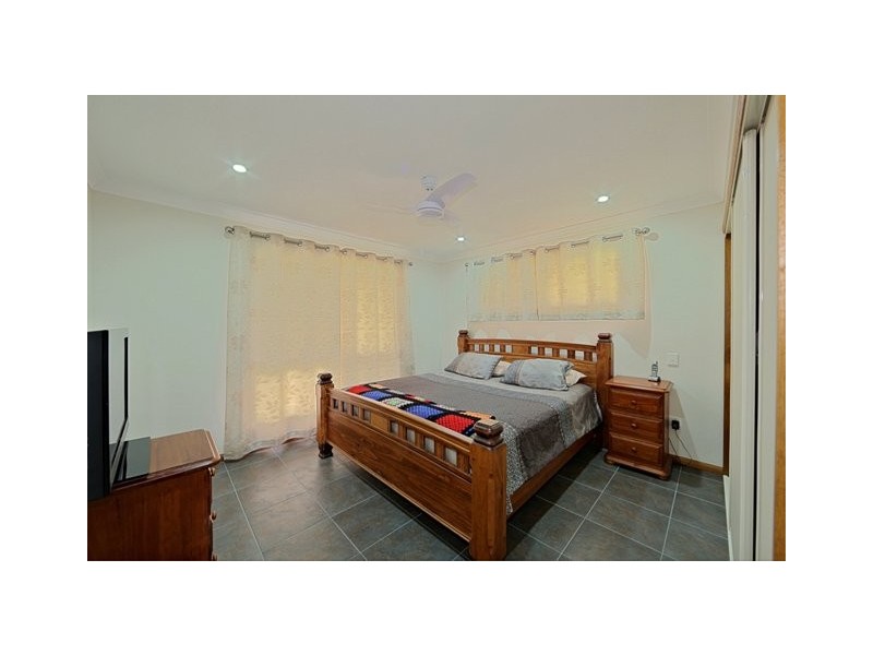 200 Mittelheusers Road, Burnett Heads QLD 4670