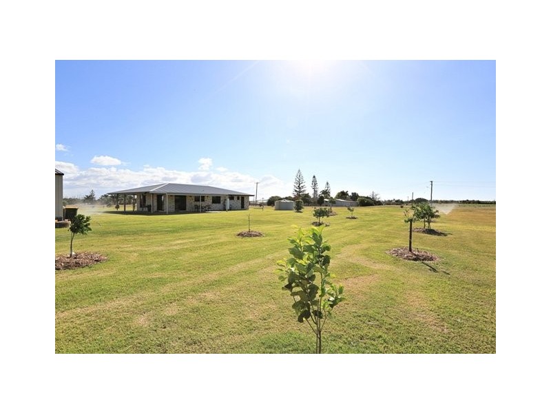 200 Mittelheusers Road, Burnett Heads QLD 4670