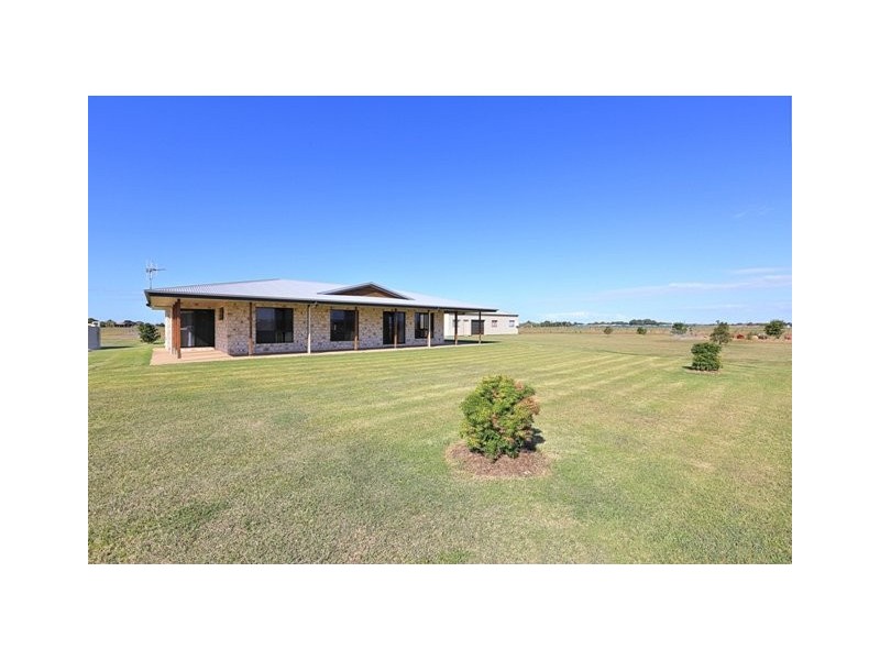 200 Mittelheusers Road, Burnett Heads QLD 4670
