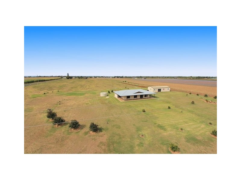 200 Mittelheusers Road, Burnett Heads QLD 4670