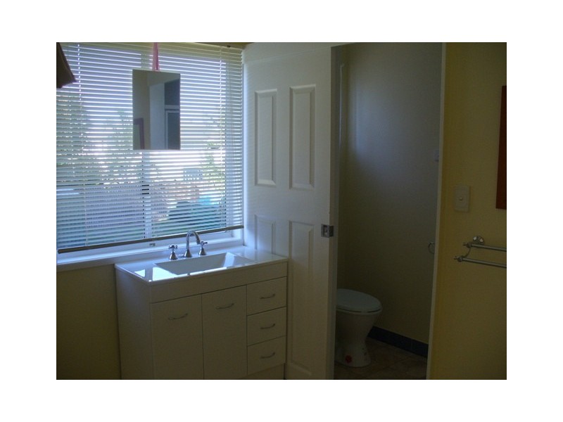 24 Walker Street, Walkervale QLD 4670