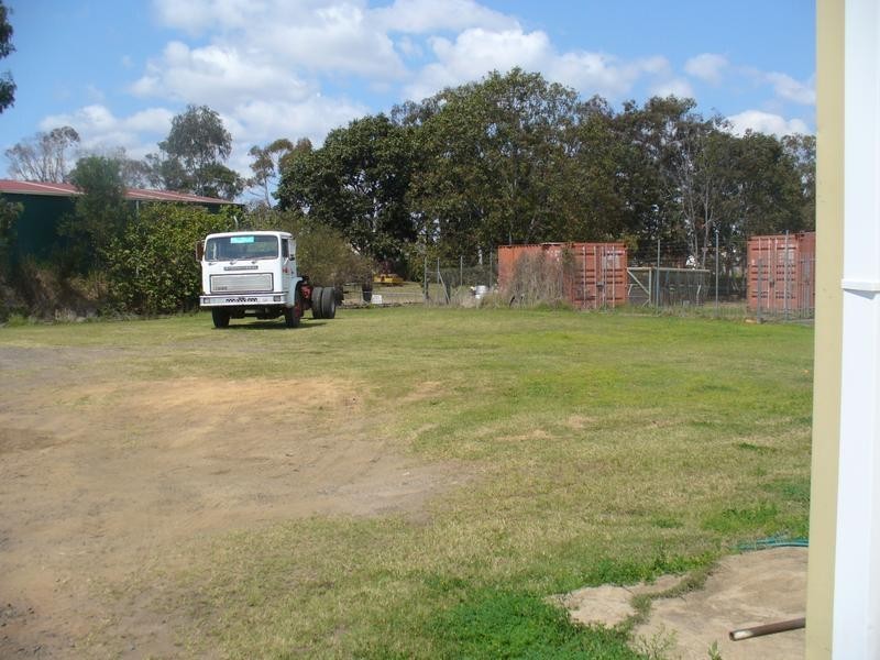 8 Massey Street, Bundaberg East QLD 4670