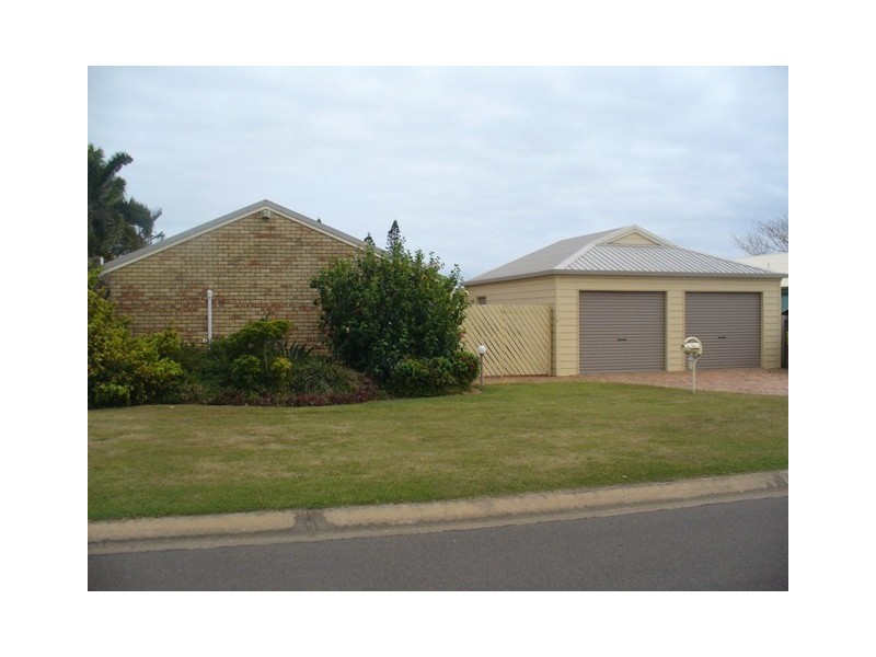 15 Pacific Court, Bargara QLD 4670