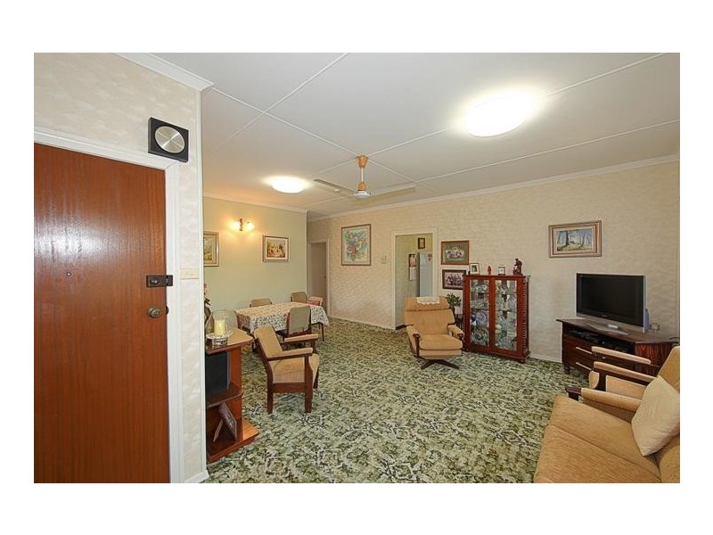 32 Adams Street, Bundaberg West QLD 4670