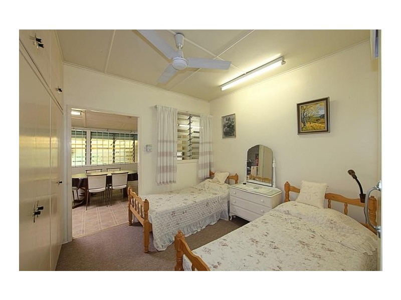 32 Adams Street, Bundaberg West QLD 4670