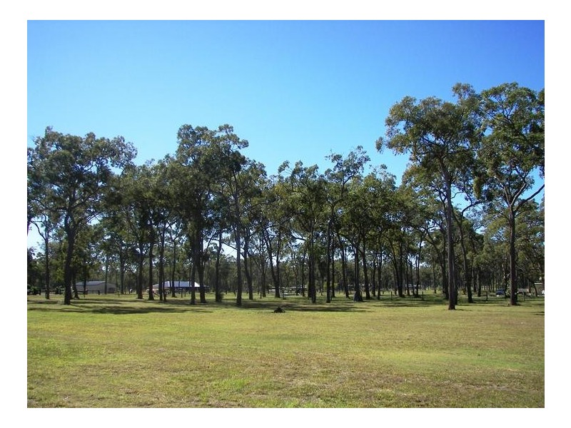 Moore Park Beach QLD 4670