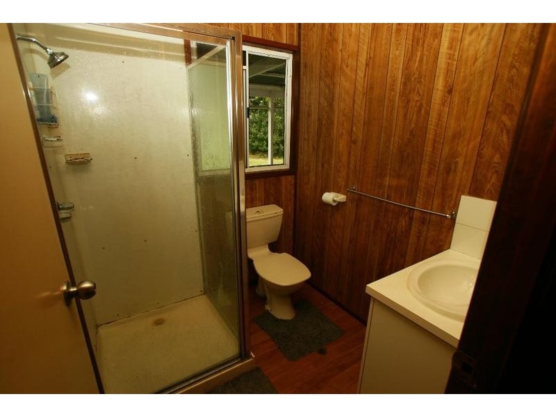 80 Powells Road, Mcilwraith QLD 4671