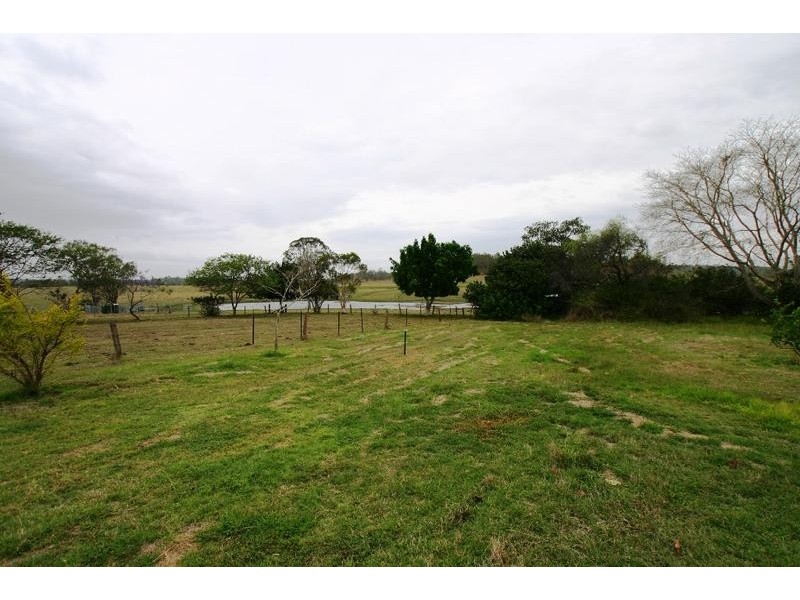 80 Powells Road, Mcilwraith QLD 4671