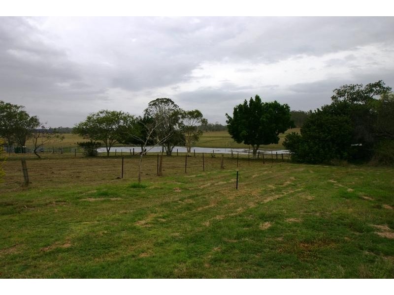 80 Powells Road, Mcilwraith QLD 4671