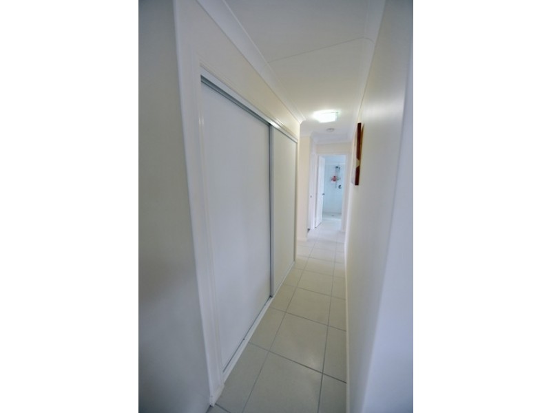 37 Powers Street, Burnett Heads QLD 4670