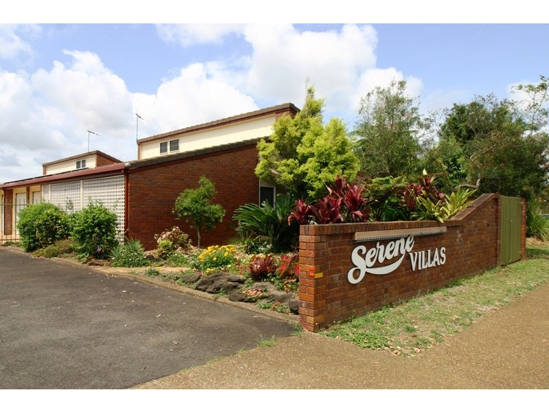 2/15 Thabeban Street, Avenell Heights QLD 4670