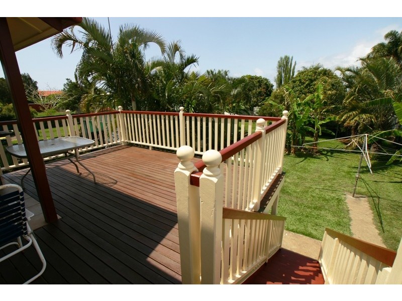 11 Doctor Street, Burnett Heads QLD 4670