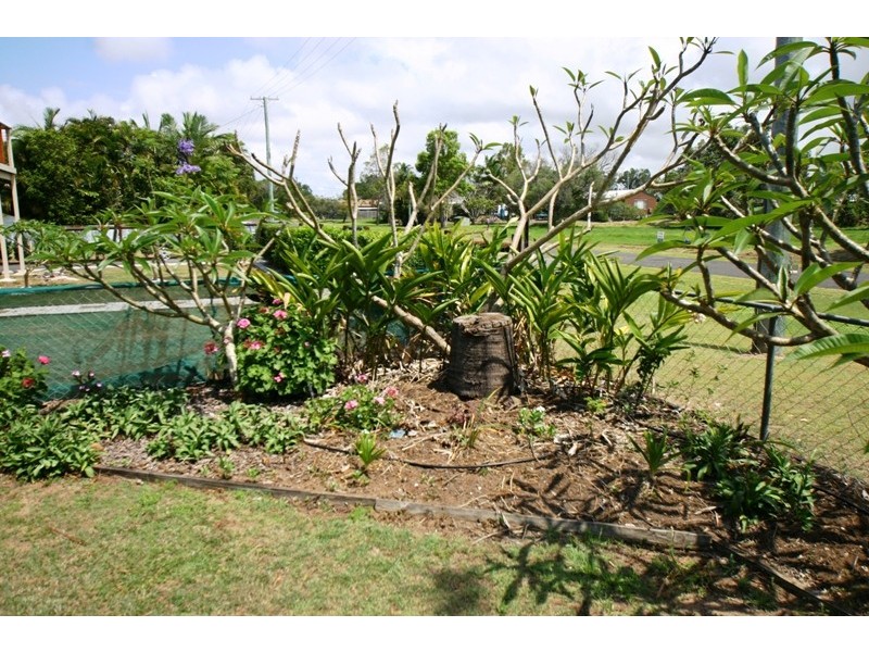 11 Doctor Street, Burnett Heads QLD 4670