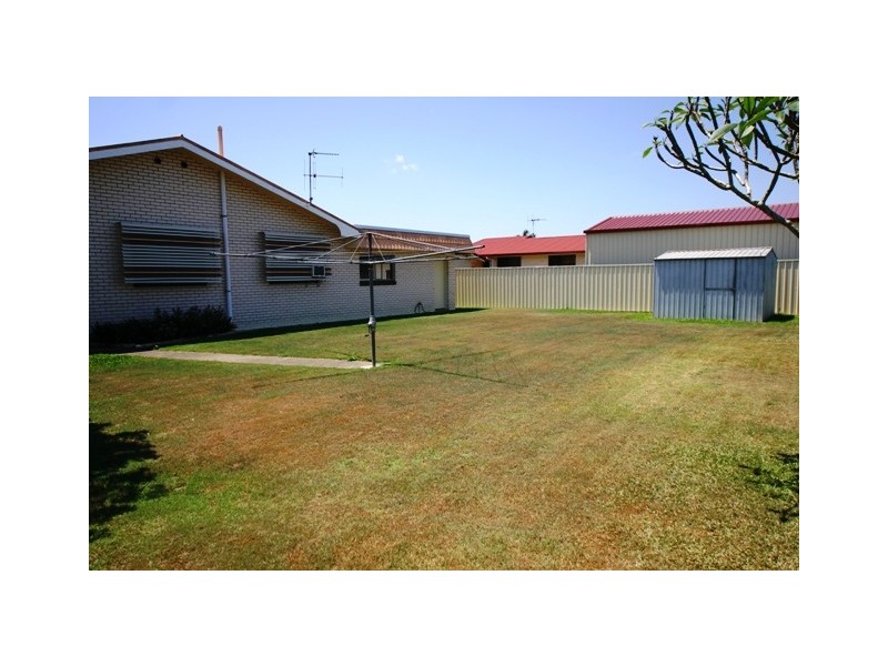3 Strathdee Avenue, Bundaberg South QLD 4670