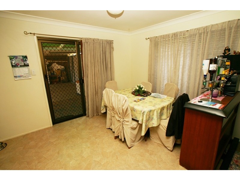 25 Pecton Place, Avenell Heights QLD 4670