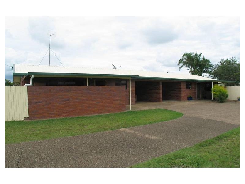 Avenell Heights QLD 4670