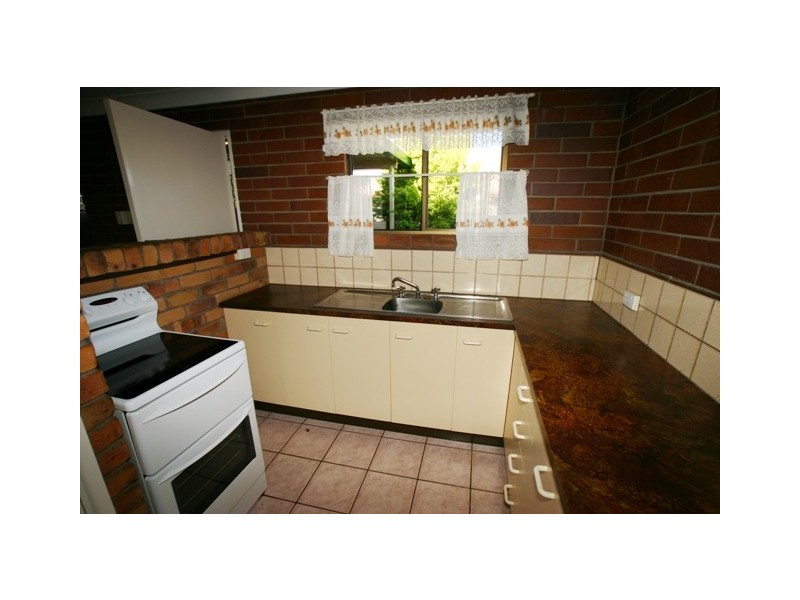 Avenell Heights QLD 4670