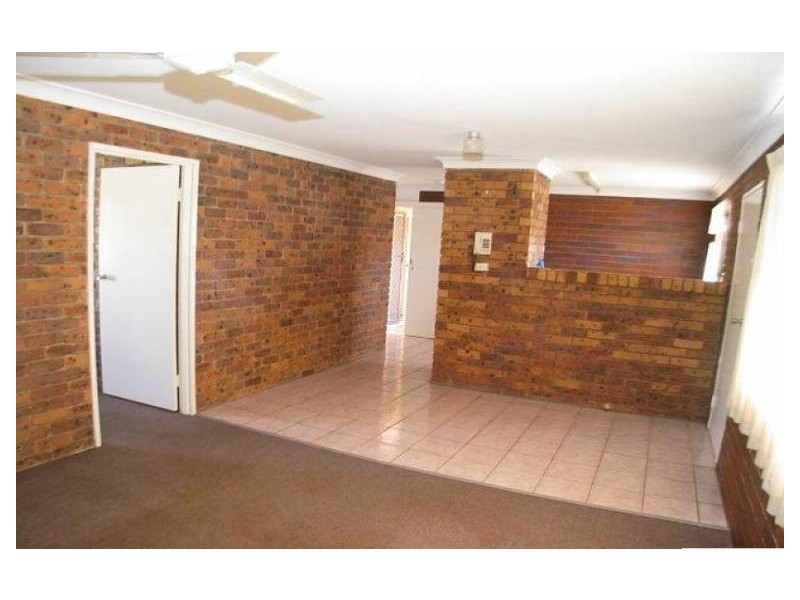 Avenell Heights QLD 4670