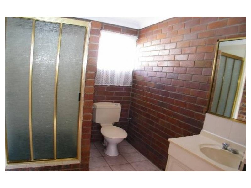 Avenell Heights QLD 4670