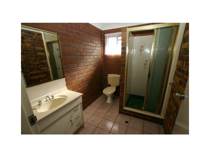 Avenell Heights QLD 4670
