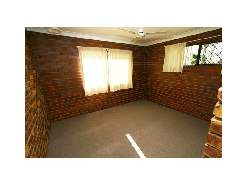Avenell Heights QLD 4670