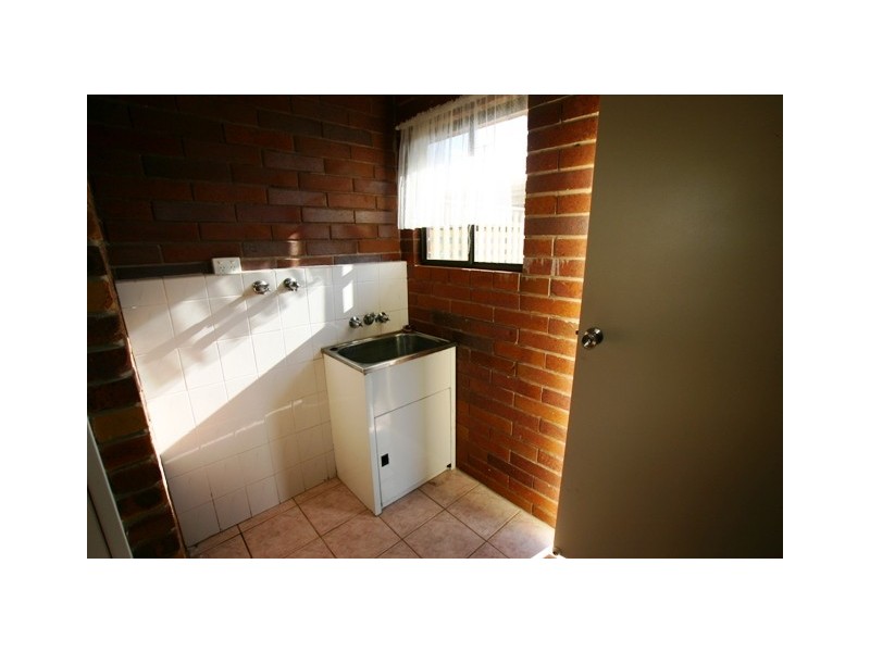 Avenell Heights QLD 4670