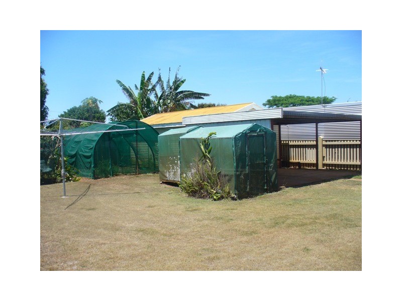 154 Mt Perry Rd, Bundaberg North QLD 4670