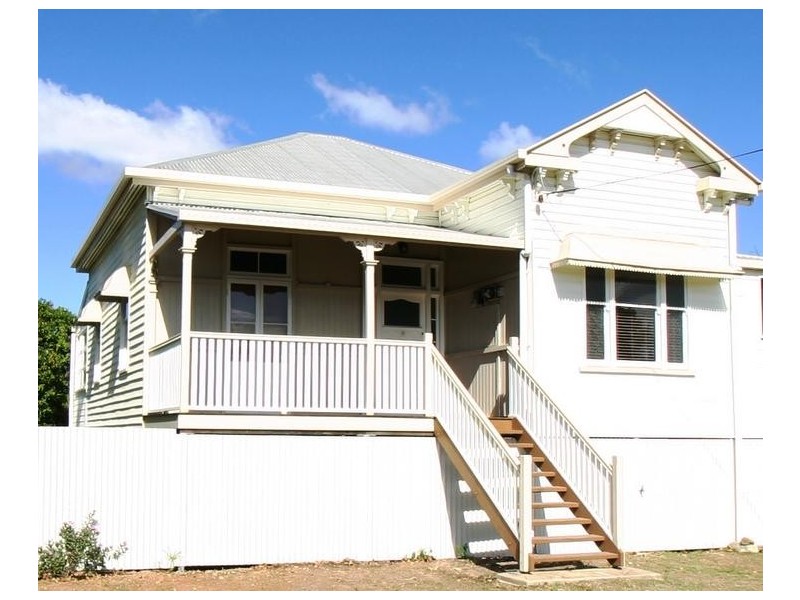 12 Franklin Street, Bundaberg South QLD 4670