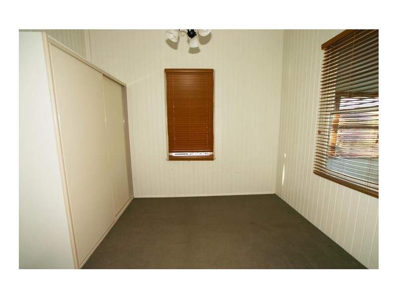12 Franklin Street, Bundaberg South QLD 4670