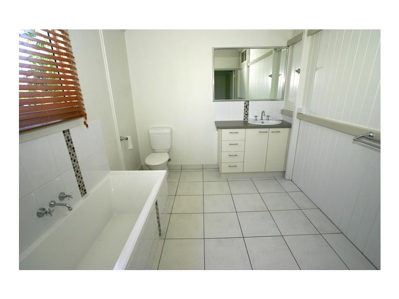 12 Franklin Street, Bundaberg South QLD 4670