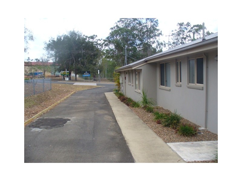 2/25 High School Road, Gin Gin QLD 4671