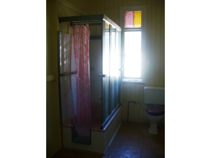 20 Perry Street, Bundaberg North QLD 4670