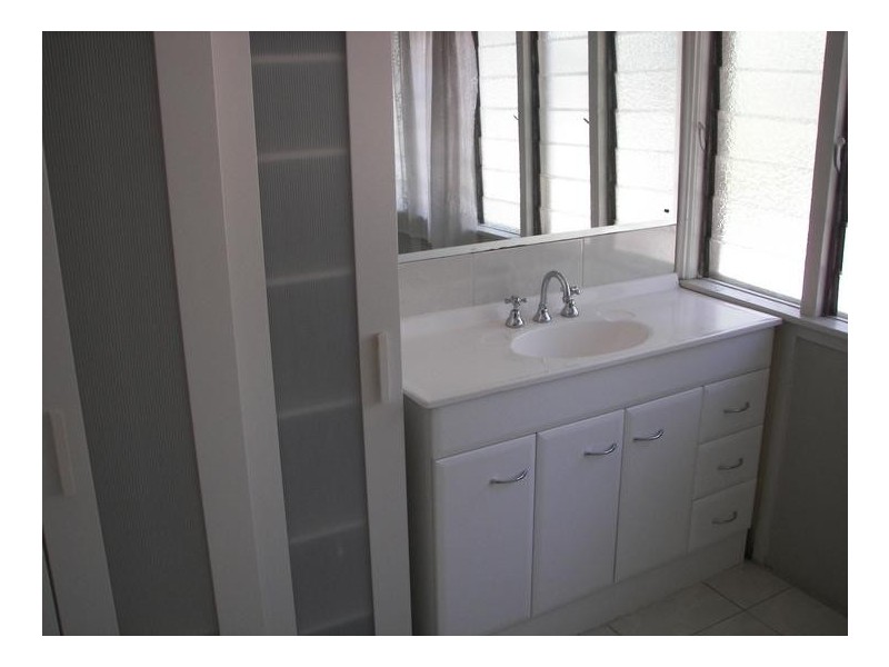 11 Walker St, Bundaberg South QLD 4670