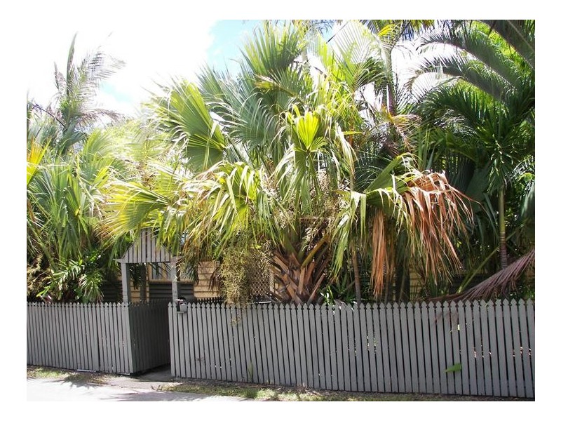 11 Walker St, Bundaberg South QLD 4670