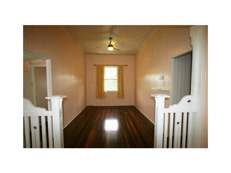 6 Dexter Street, Svensson Heights QLD 4670