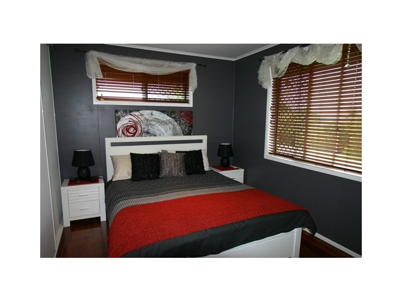 5 Cox Crescent, Millbank QLD 4670