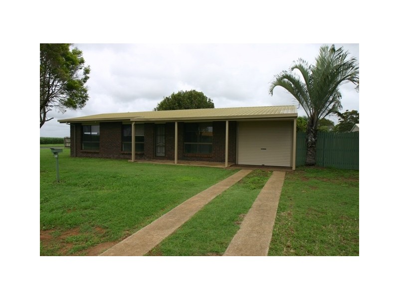 10 Pecton Place, Avenell Heights QLD 4670