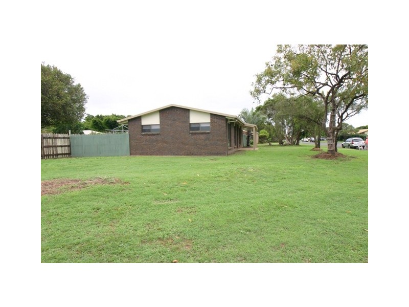 10 Pecton Place, Avenell Heights QLD 4670