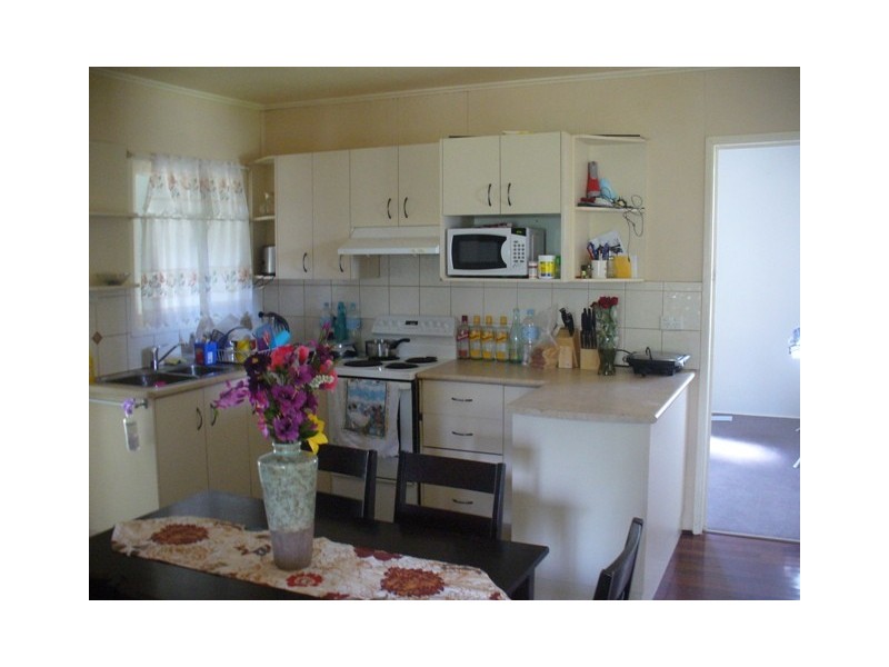 50 Scotland Street, Bundaberg East QLD 4670
