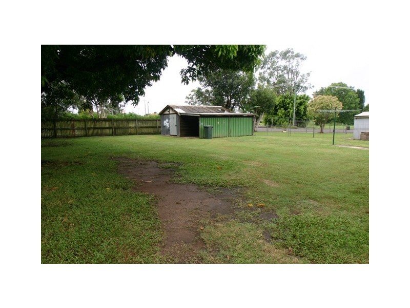 27 Ann Street, Bundaberg East QLD 4670