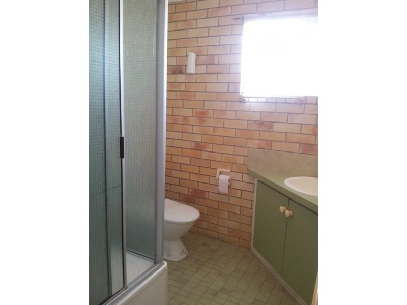 Avenell Heights QLD 4670