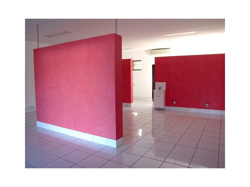 2/54 Walker Street, Walkervale QLD 4670