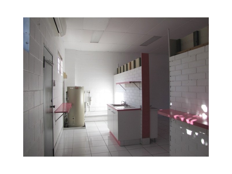 2/54 Walker Street, Walkervale QLD 4670